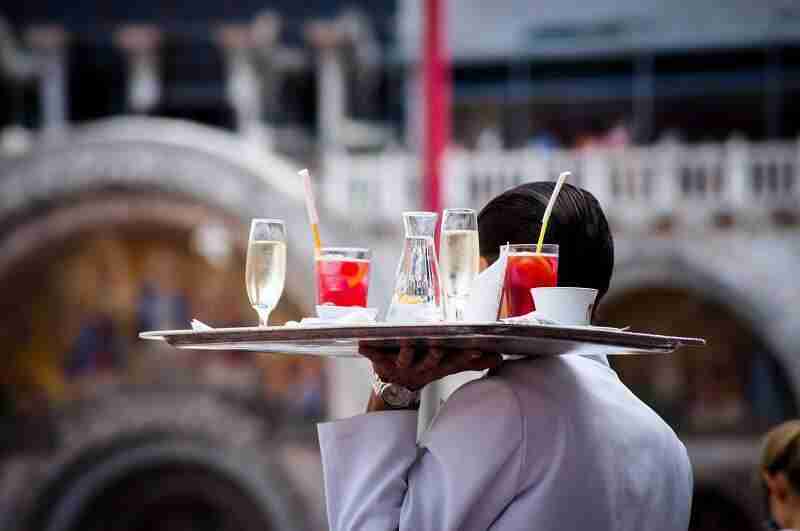 Italian lifestyle: the ritual of aperitivo A day in the lifestyle of an Italian: the ritual of aperitivo